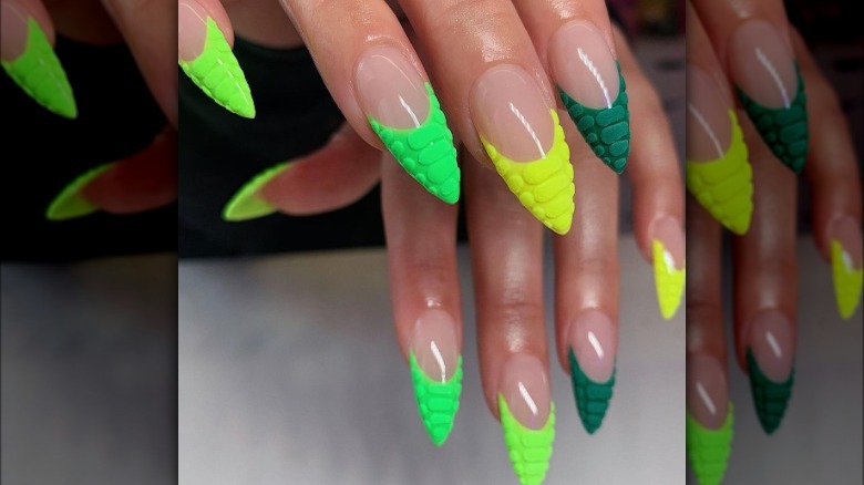 green embossed manicure