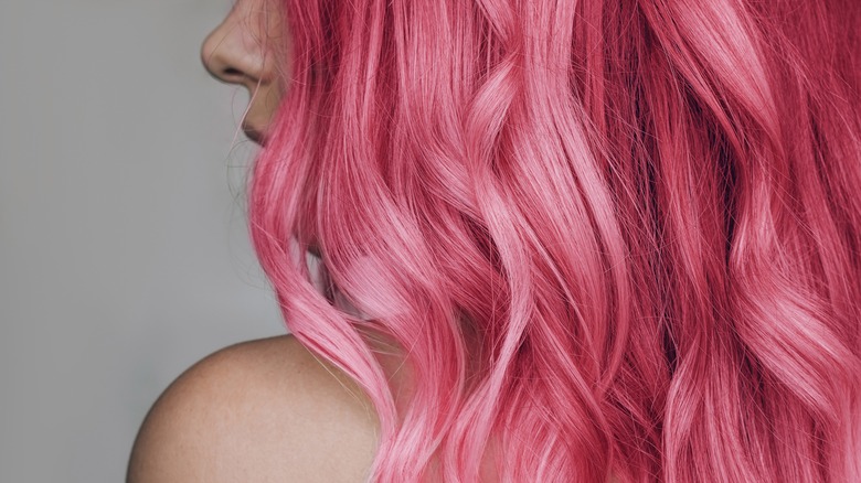 wavy pink hair