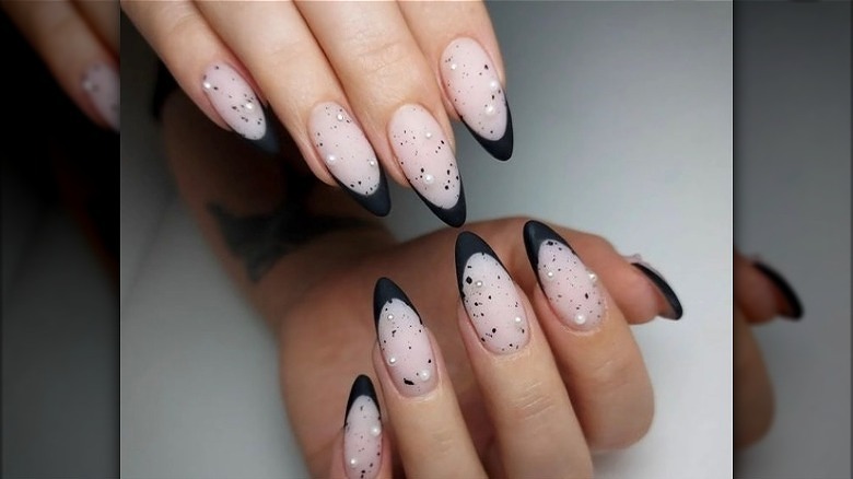 Speckled French nails