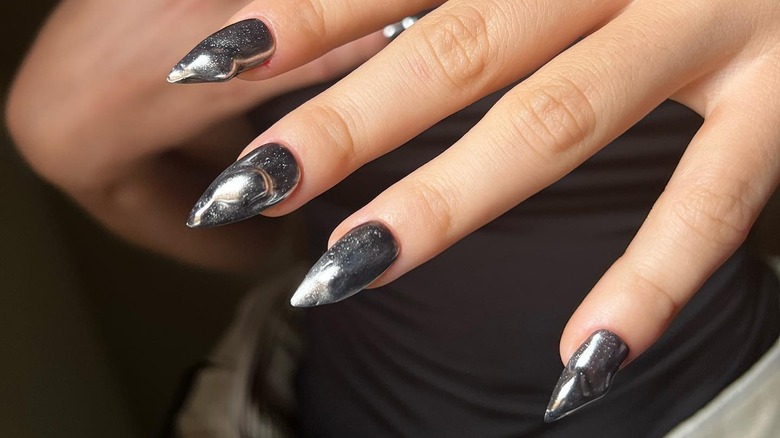 melted nails manicure