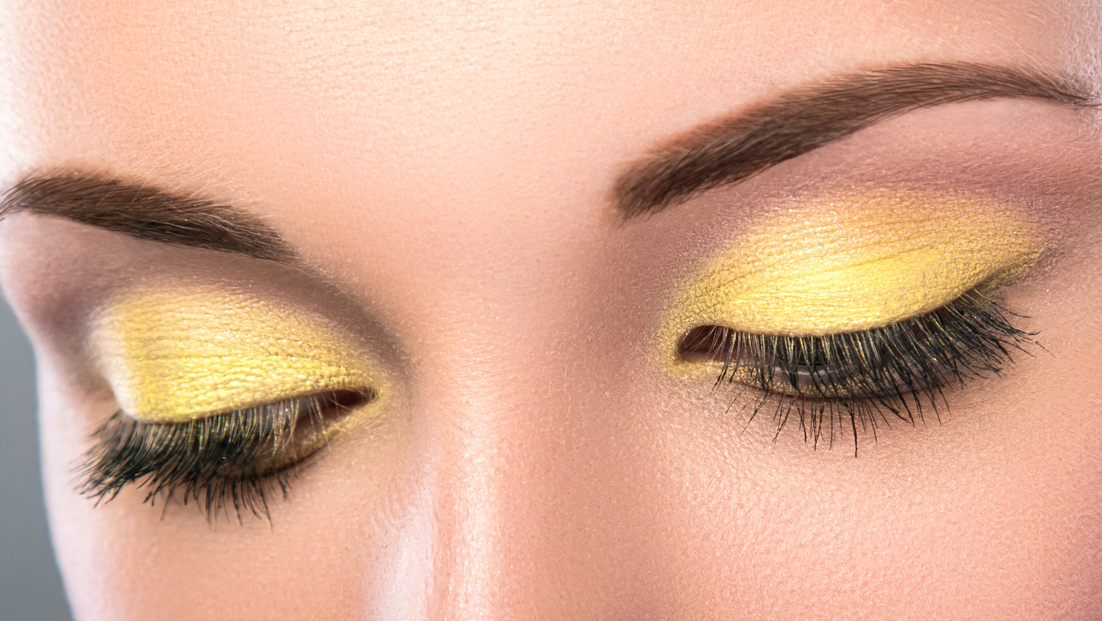 We Have The Secret To Wearing Sunny Yellow Eyeshadow