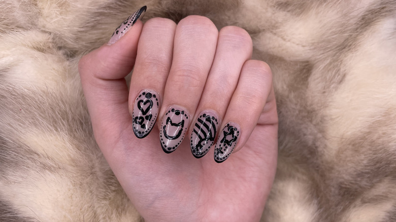 Doodle nail art using Ardell Nail Play Pen