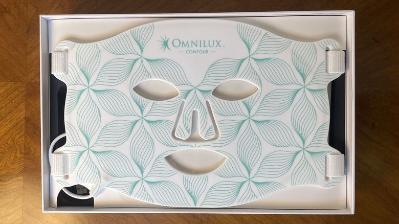 Omnilux Contour Face mask in box