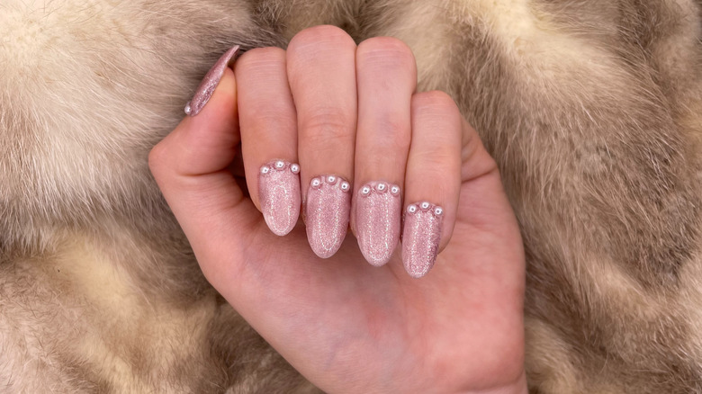 Rose gold velvet nails with pearls