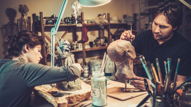 people making prosthetics