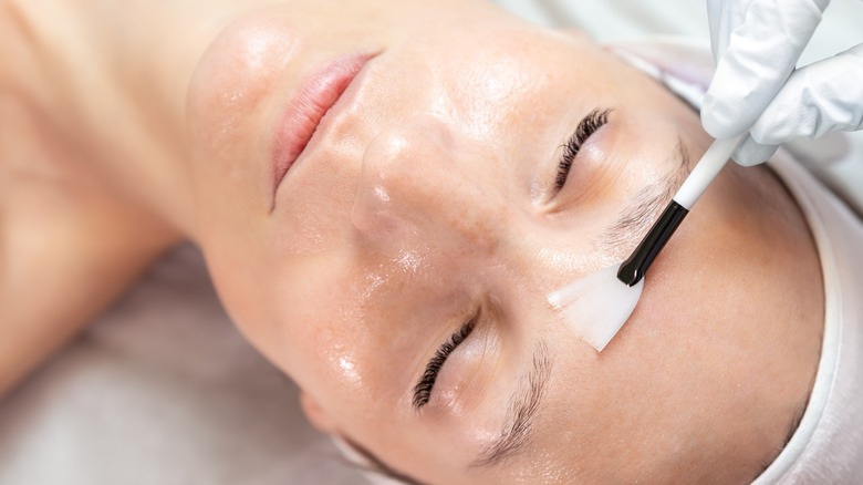 female facial exfoliation