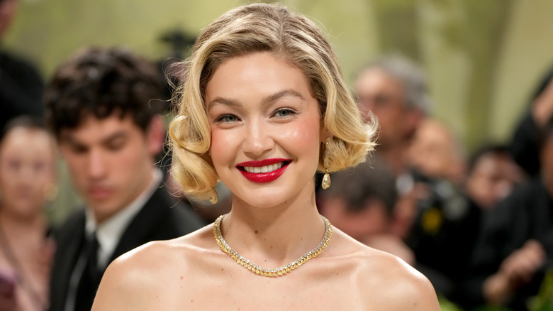 Gigi Hadid at Met Gala with bob 