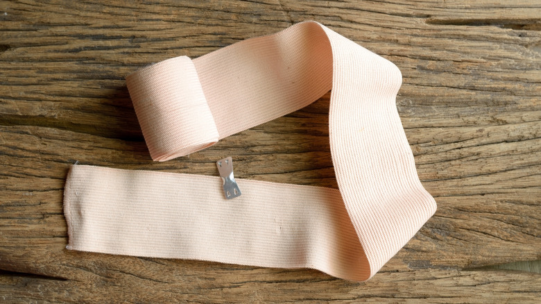 What Is Chest Binding And What Are The Different Ways To Bind?