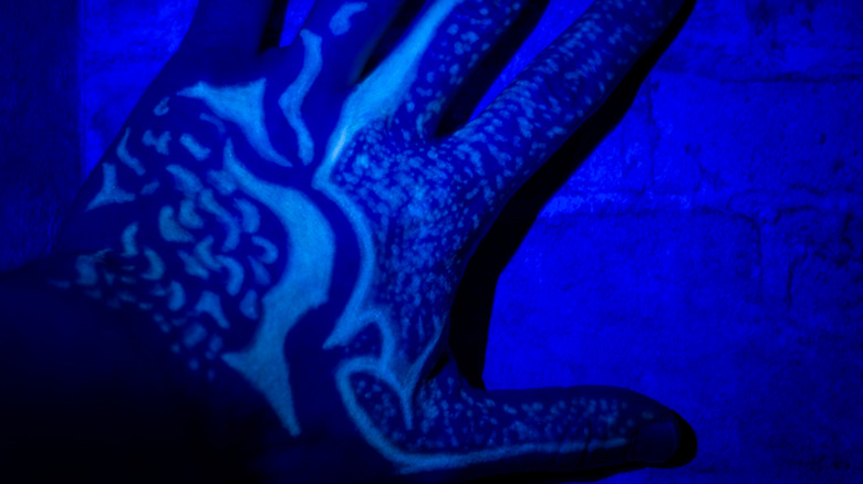 uv light tattoo