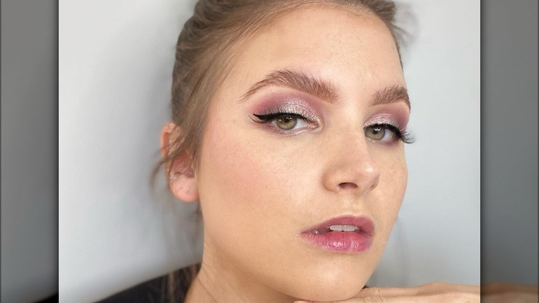 Shimmery pink eyeshadow