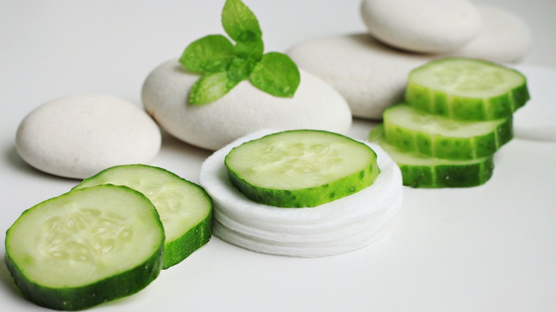 Cucumber facial pads 