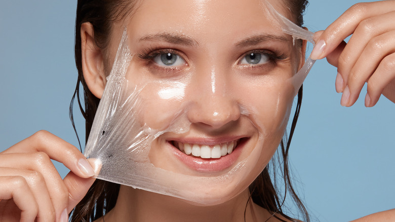 peeling off transparent face mask